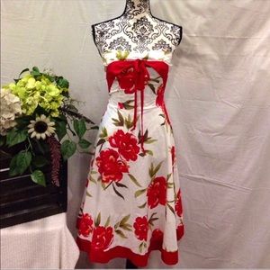 Studio Y Flirty Strapless Floral Dress
